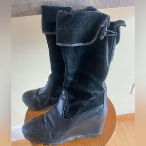 Merrell Women’s Black Leather & Suede Wedge Boots - Size 8